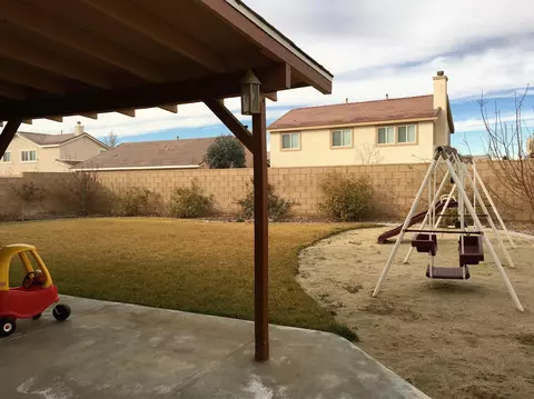 43725 Paloma St, Lancaster, CA 93536 photo 27