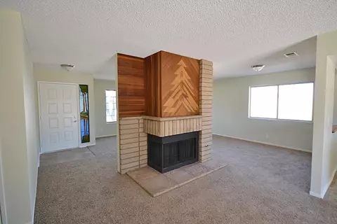 37204 29th Pl, Palmdale, CA 93550 photo 5