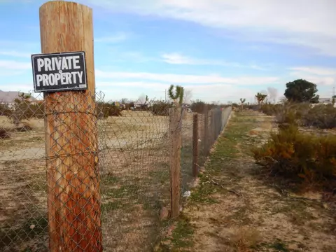 6952 Gibbs Ave, Mojave, CA 93501 photo 7