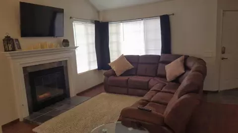 2624 Avenue J10 E, Lancaster, CA 93535 photo 4