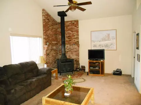 30001 Sunland Way, Tehachapi, CA 93561 photo 6