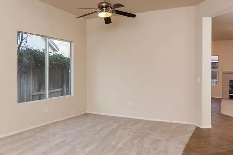 45664 Knightsbridge St, Lancaster, CA 93534 photo 3