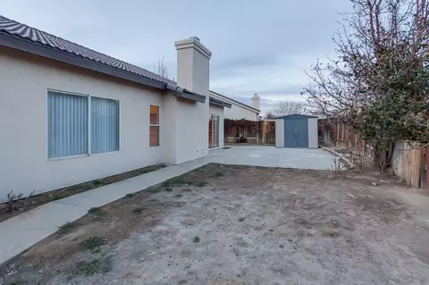 45664 Knightsbridge St, Lancaster, CA 93534 photo 17