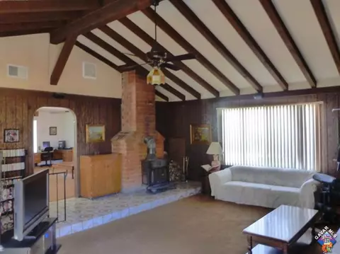 32060 Crystalaire Dr, Llano, CA 93544 photo 2
