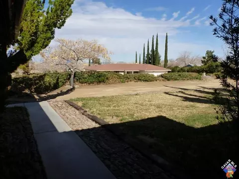 32060 Crystalaire Dr, Llano, CA 93544 photo 14