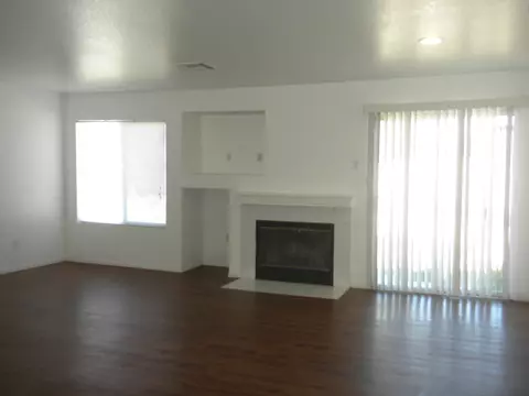 43528 32nd St E, Lancaster, CA 93535 photo 3