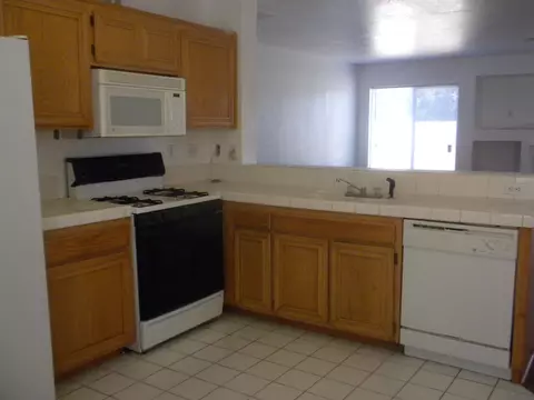 43528 32nd St E, Lancaster, CA 93535 photo 6