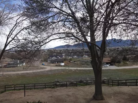 20112 Sears Dr, Tehachapi, CA 93561 photo 19