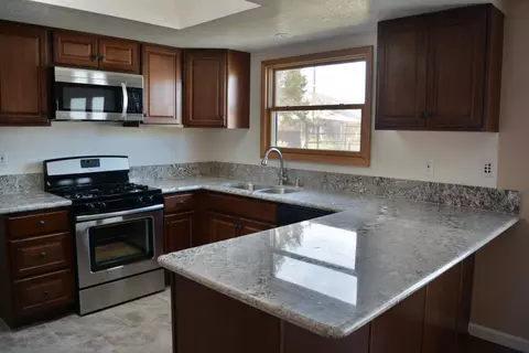 19701 Piedra Dr, Tehachapi, CA 93561 photo 8