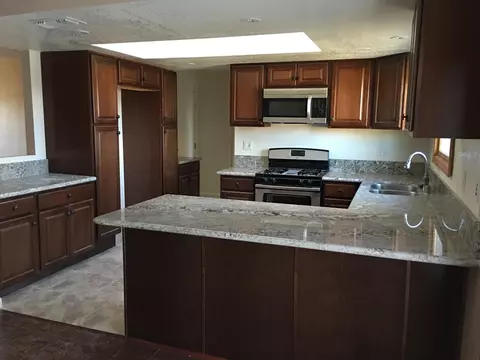 19701 Piedra Dr, Tehachapi, CA 93561 photo 4