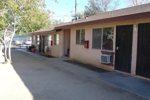 38521 10th Pl E, Palmdale, CA 93550 photo 1