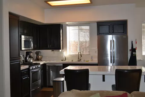 45705 Knightsbridge St, Lancaster, CA 93534 photo 5