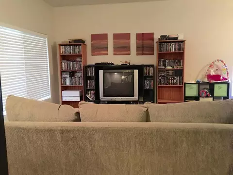 45705 Knightsbridge St, Lancaster, CA 93534 photo 14