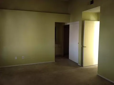 1719 Avenue R6 E, Palmdale, CA 93550 photo 6