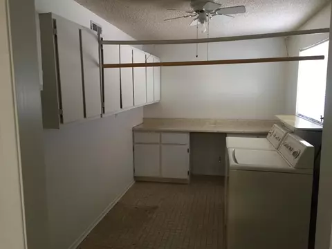 44021 2nd St, Lancaster, CA 93535 photo 5