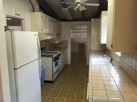 44021 2nd St, Lancaster, CA 93535 photo 3