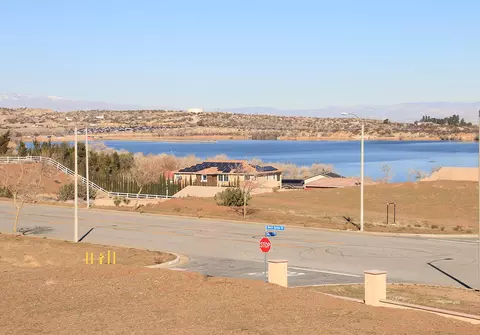 535 Heritage Pl, Palmdale, CA 93550 photo 40