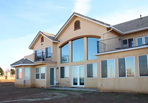 535 Heritage Pl, Palmdale, CA 93550 photo 4