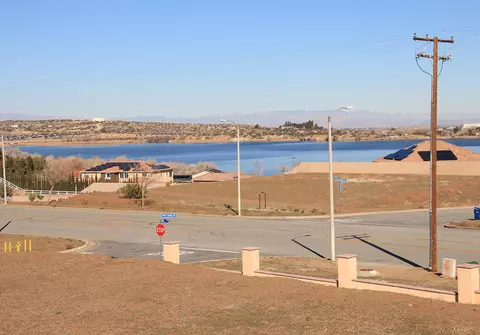 535 Heritage Pl, Palmdale, CA 93550 photo 38
