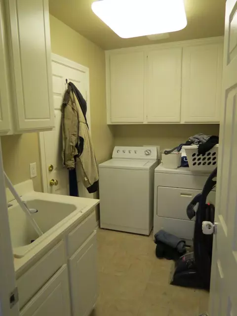 4403 Edam St W, Lancaster, CA 93536 photo 28