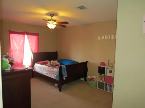 4403 Edam St W, Lancaster, CA 93536 photo 9