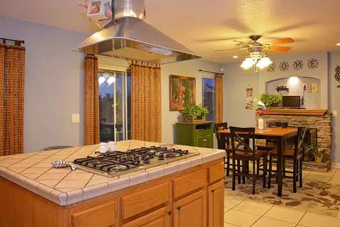 44117 Freer Way, Lancaster, CA 93536 photo 6