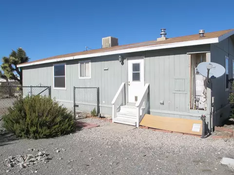 12030 Buckwheat Rd, Pinon Hills, CA 92372 photo 2