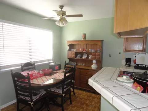 43229 Echard Ave, Lancaster, CA 93536 photo 3