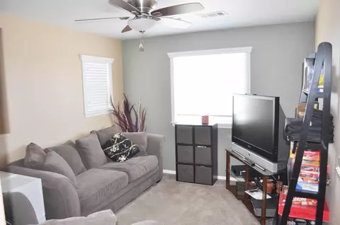 43257 Sunny Ln, Lancaster, CA 93536 photo 13