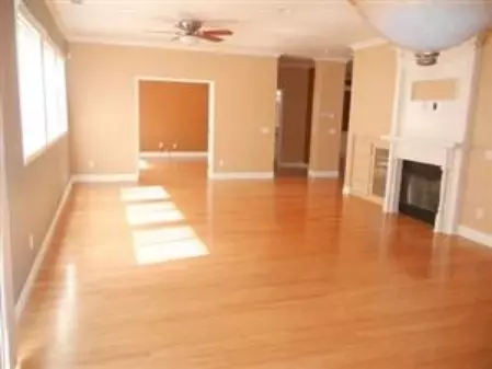 43257 Sunny Ln, Lancaster, CA 93536 photo 3