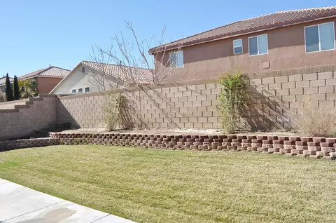 43257 Sunny Ln, Lancaster, CA 93536 photo 18