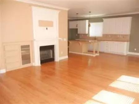 43257 Sunny Ln, Lancaster, CA 93536 photo 2