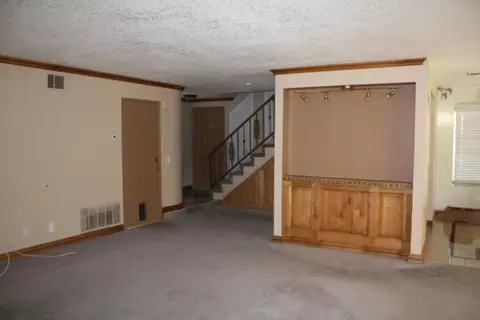 37677 Dixie Dr, Palmdale, CA 93550 photo 6