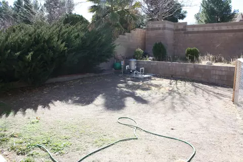 37677 Dixie Dr, Palmdale, CA 93550 photo 19