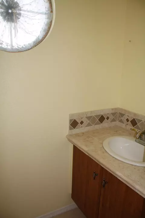 37677 Dixie Dr, Palmdale, CA 93550 photo 9