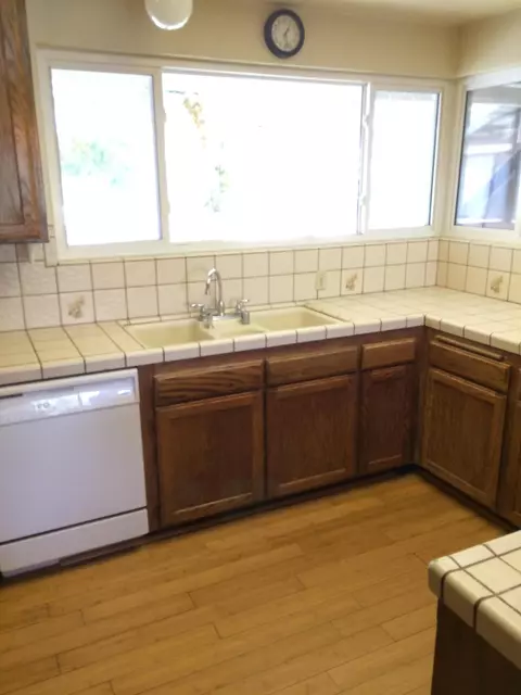 1105 Avenue J1 E, Lancaster, CA 93535 photo 7