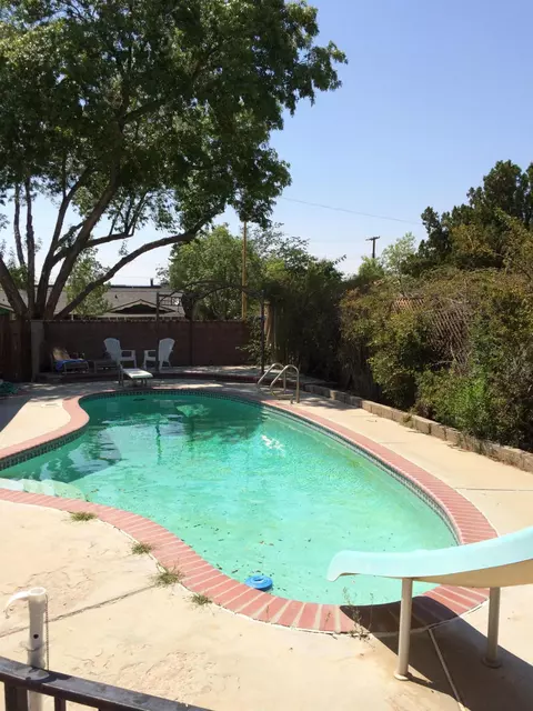 1105 Avenue J1 E, Lancaster, CA 93535 photo 6