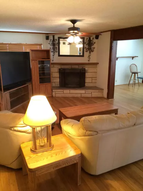 1105 Avenue J1 E, Lancaster, CA 93535 photo 8