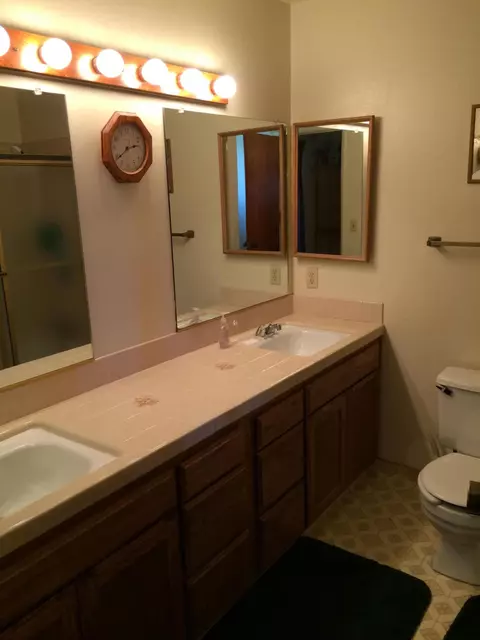 1105 Avenue J1 E, Lancaster, CA 93535 photo 16