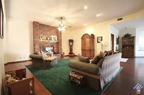 4137 Paddock Way, Lancaster, CA 93536 photo 7