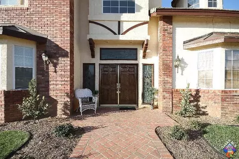 4137 Paddock Way, Lancaster, CA 93536 photo 2