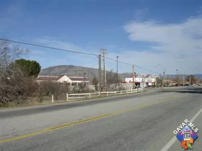 1235 Valley Blvd W, Tehachapi, CA 93561 photo 2