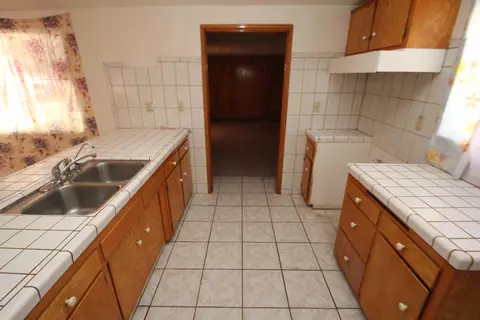 38463 37th St E, Palmdale, CA 93550 photo 7