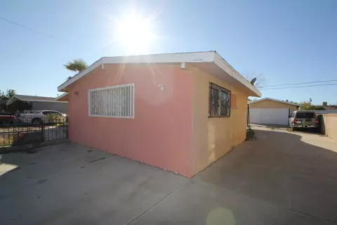 38463 37th St E, Palmdale, CA 93550 photo 21