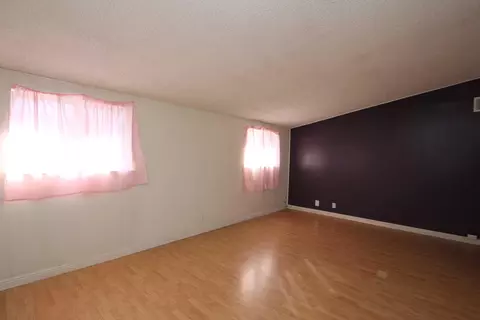 38463 37th St E, Palmdale, CA 93550 photo 3