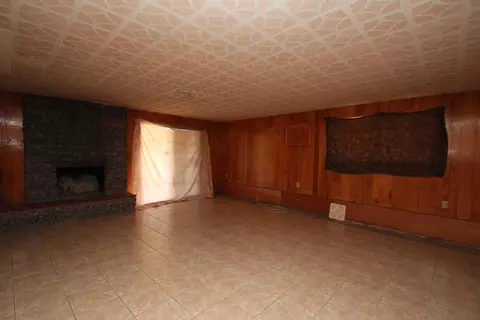 38463 37th St E, Palmdale, CA 93550 photo 9