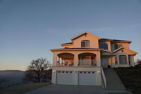 18940 Mustang Dr, Tehachapi, CA 93561 photo 3