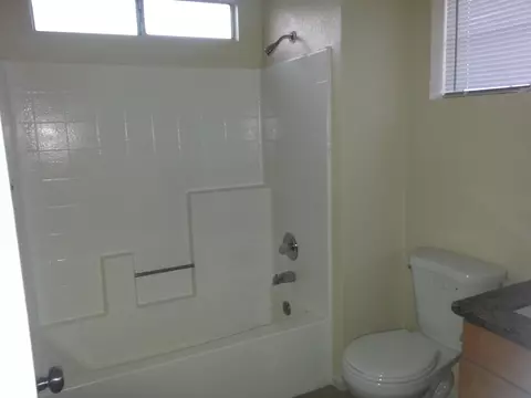 2208 Gregory Ave, Palmdale, CA 93550 photo 7