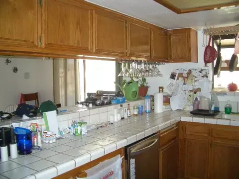1246 Regents St, Lancaster, CA 93534 photo 5