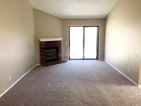 43344 11th St E, Lancaster, CA 93535 photo 3
